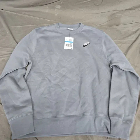 NIKE CREW SWEATSHIRT – MEN'S MEDIUM, GREY - MEDIUM