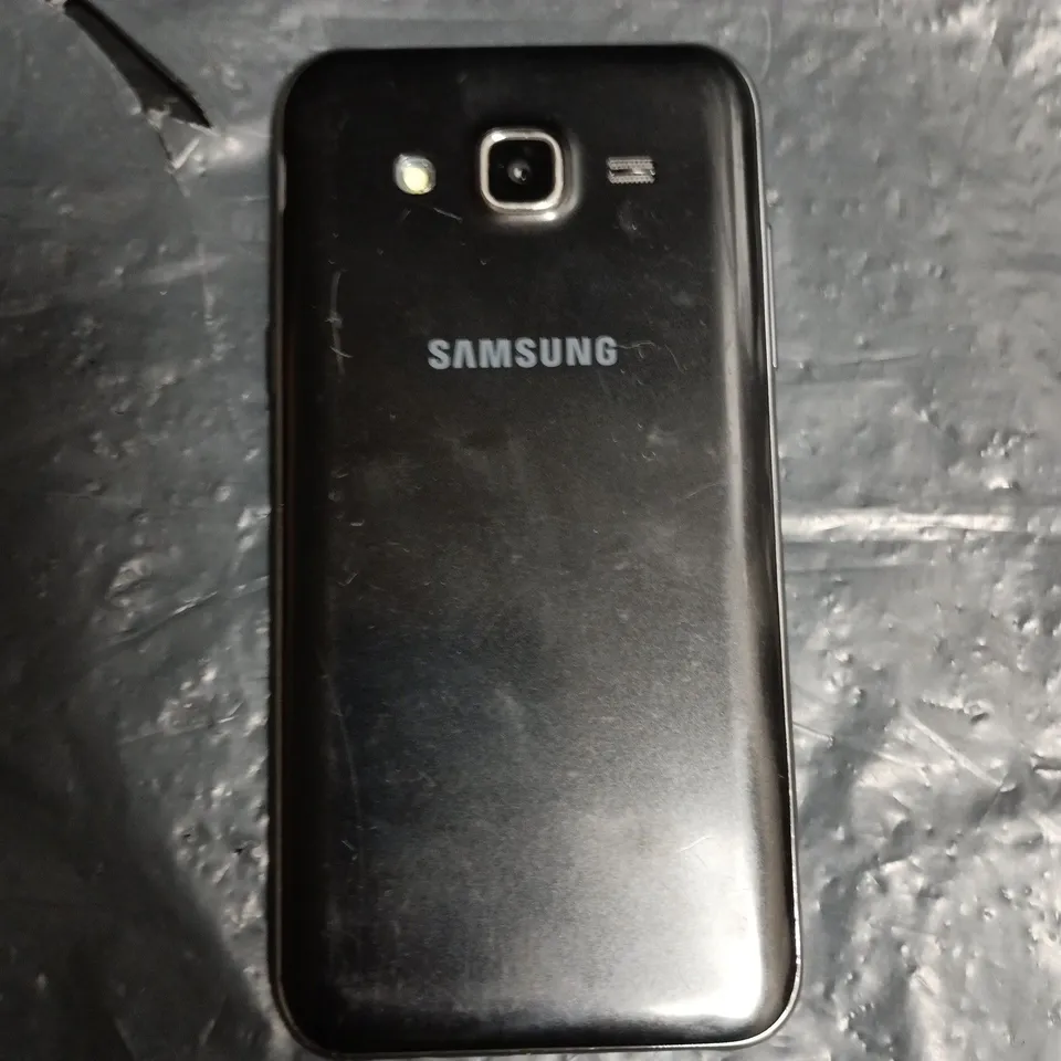 SAMSUNG GALAXY J5 SM-J500FN