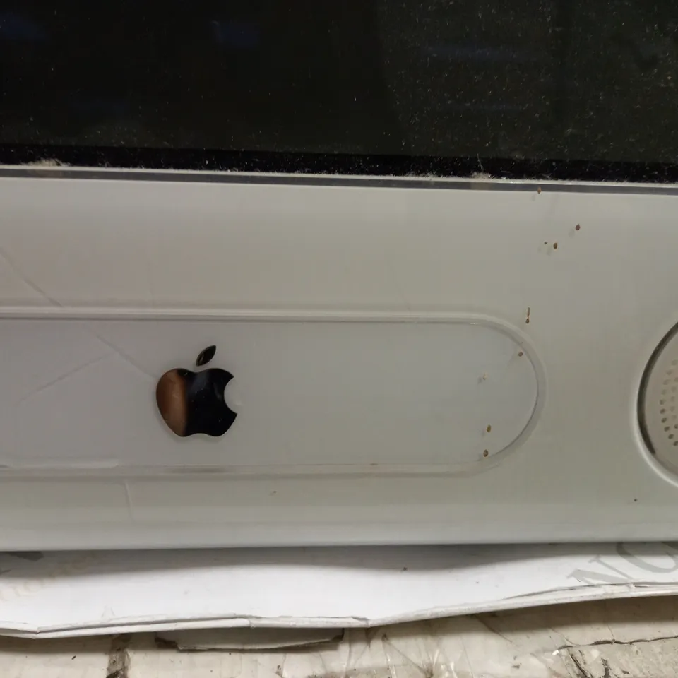 APPLE EMAC A1002 MONITOR - WHITE