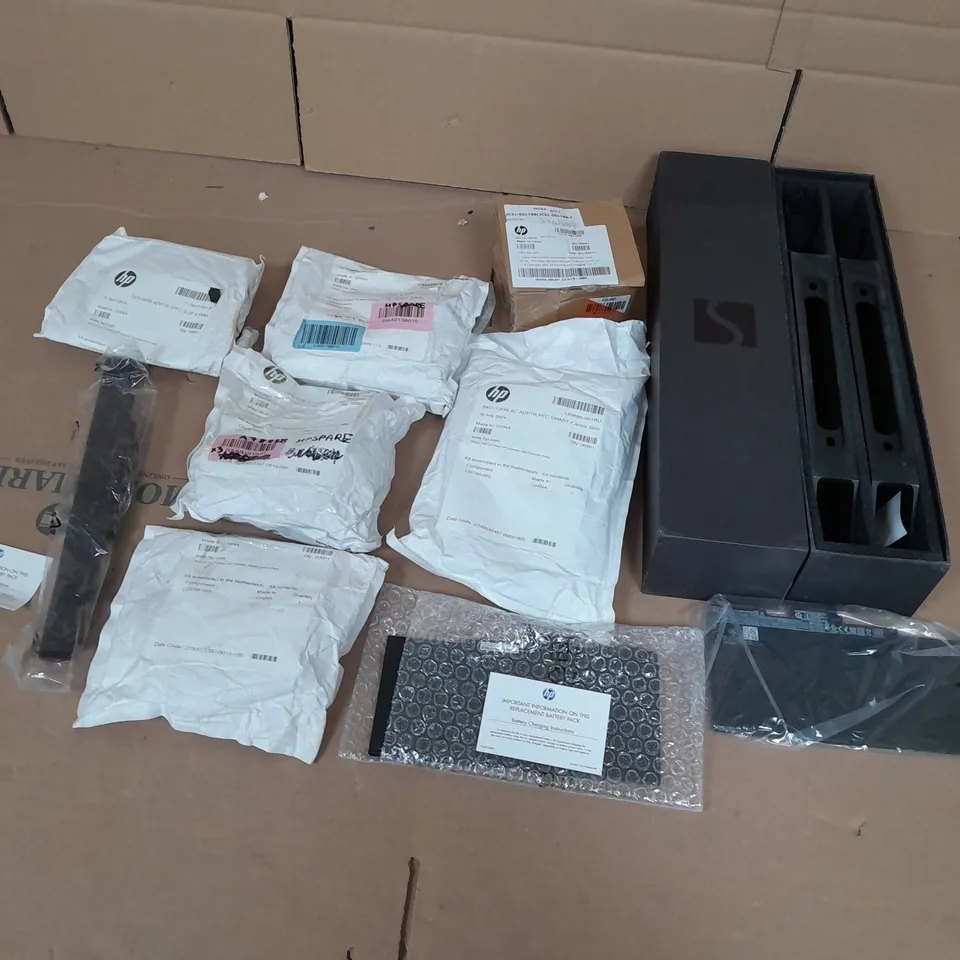 BOX OF APPROXIMATELY 10 ASSORTED PRINTING PARTS TO INCLUDE ADAPTERS, ANDHP BATTERY ETC. - COLLECTION ONLY