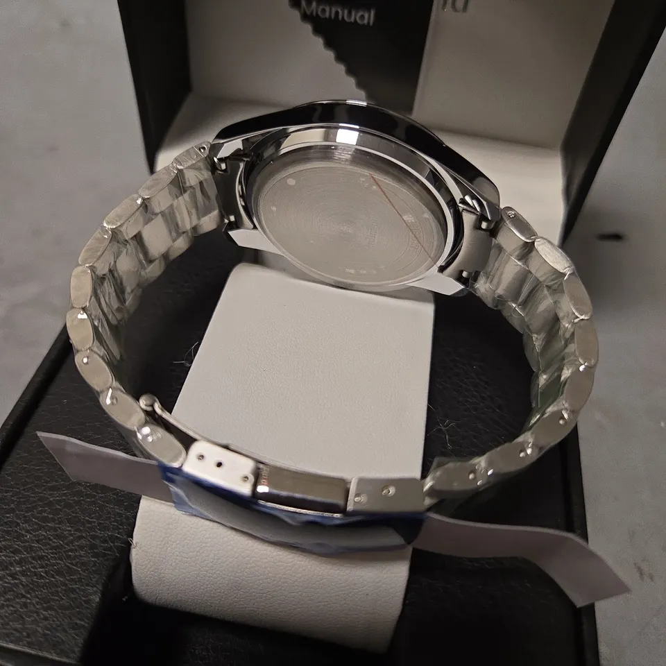 BOXED ERNEST FERDINAND MENS GREEN DIAL SILVER STRAP WATCH