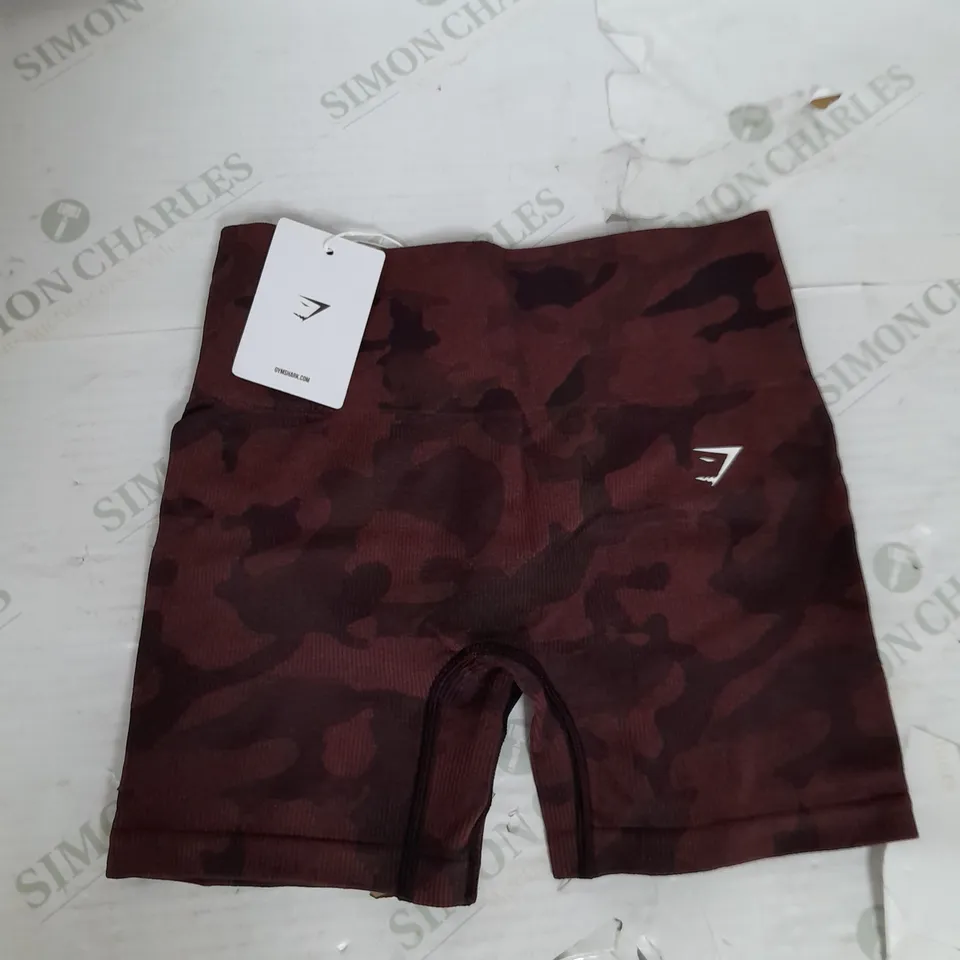 GYMSHARK ADAPT CAMO SEAMLESS BODY FIT SHORTS IN BROWN SIZE S