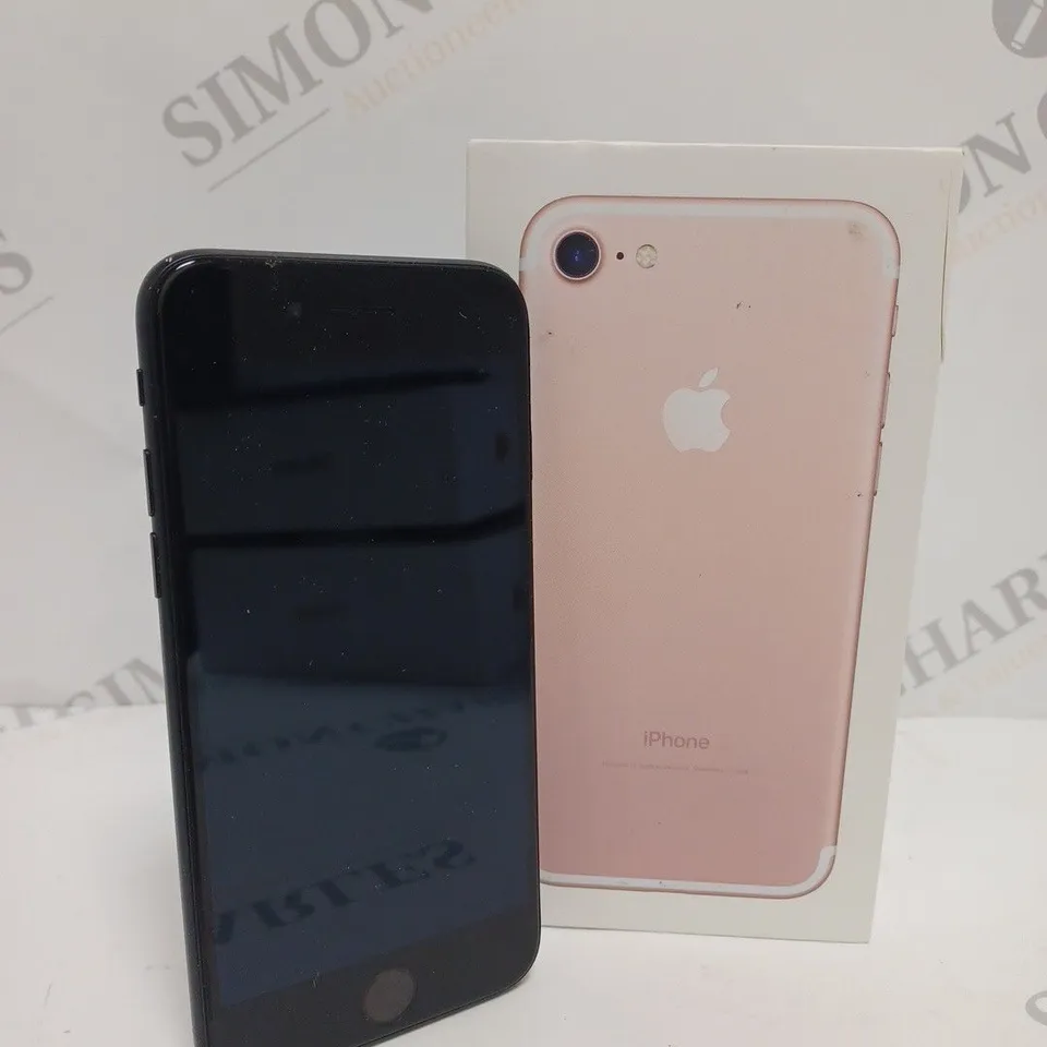 APPLE IPHONE 7 (A1778) SMARTPHONE