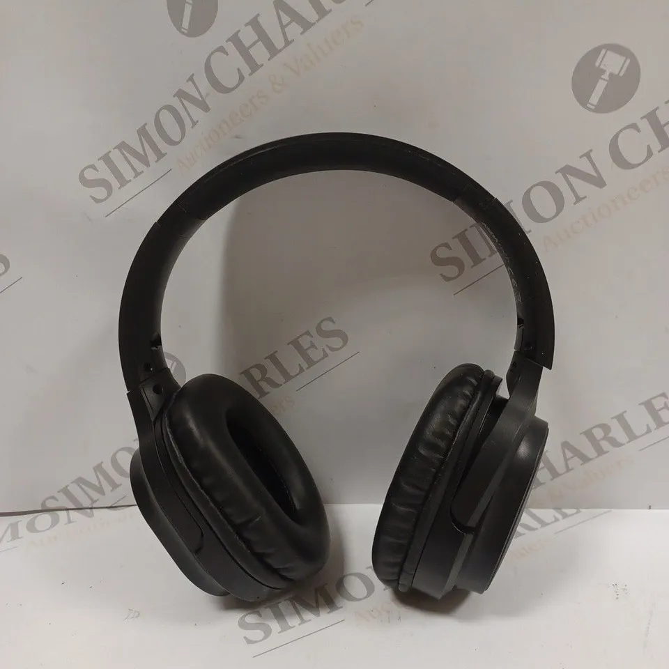 BOXED WIRELESS BLUETOOTH HEADPHONES ATA23AA005A