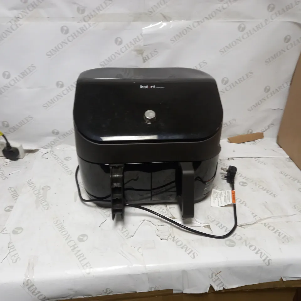 INSTANT VORTEX PLUS AIRFRYER 