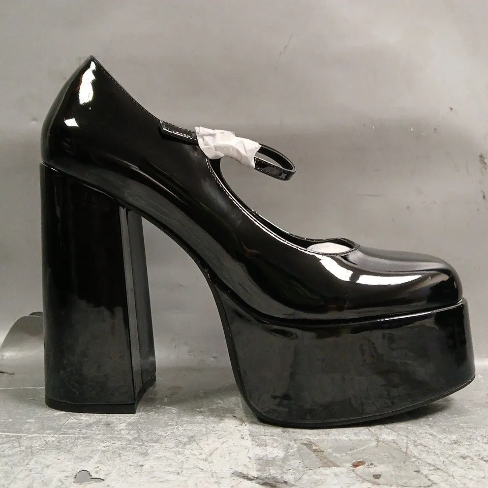 BOXED PAIR OF KOI DARKBLOOM BLACK PATENT PLATFORM HEELS SIZE UK 8