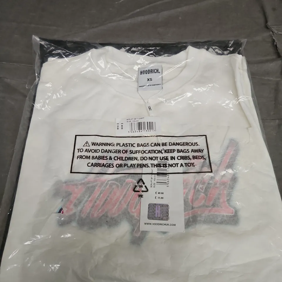 BAGGED HOODRICH GRAPHIC TEE - SIZE XS - WOMENS