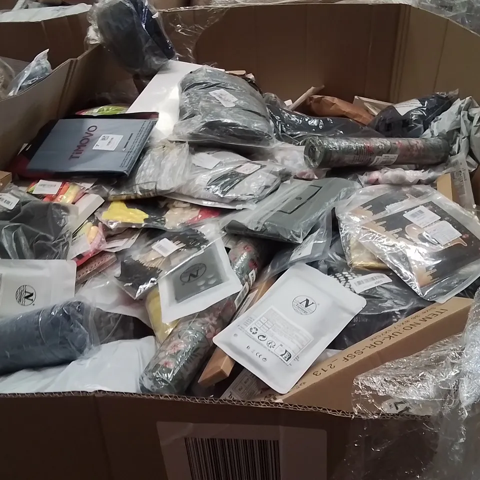 PALLET OF PARTY SUPPLIES,PHONE CASES,TECH AND HOME PRODUCTS TO INCLUDE;TABLET CASE,PHONE CASE, CHRISTMAS DECORATION
