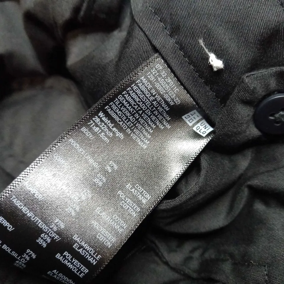 UNIQLO BLACK SUIT TROUSERS - SIZE W28/L32
