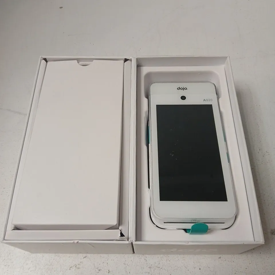 BOXED DOJOGO A920