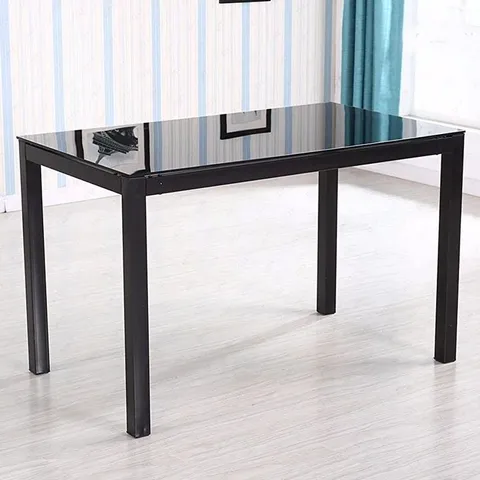 BOXED ADDI DINING ROOM TABLE