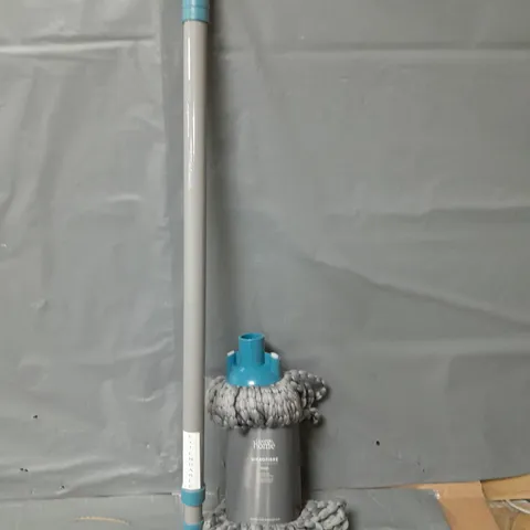 LOT OF 4 GEORGE HOME EXTENDABLE MICROFIBRE MOPS - GREY