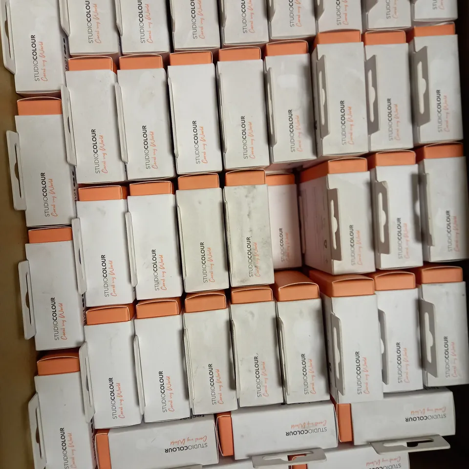 LOT OF APPROX 126 TO INCLUDE TECH21 STUDIO COLOUR AIRPOD CASES