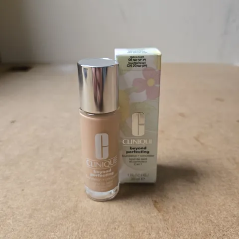 CLINIQUE BEYOND PERFECTING FOUNDATION AND CONCEALER 30ML 