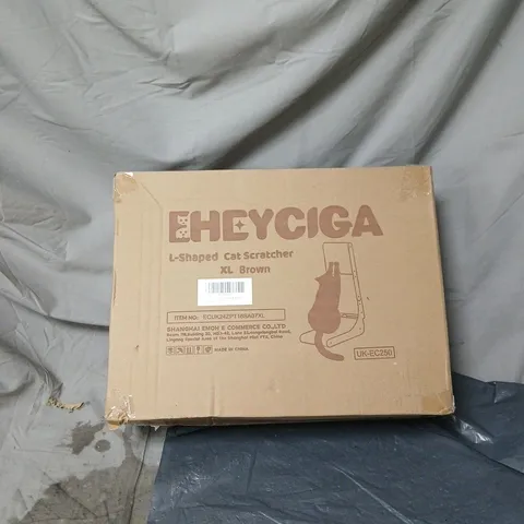 L SHAPED CAT SCRATHCER XL BROWN BOXED