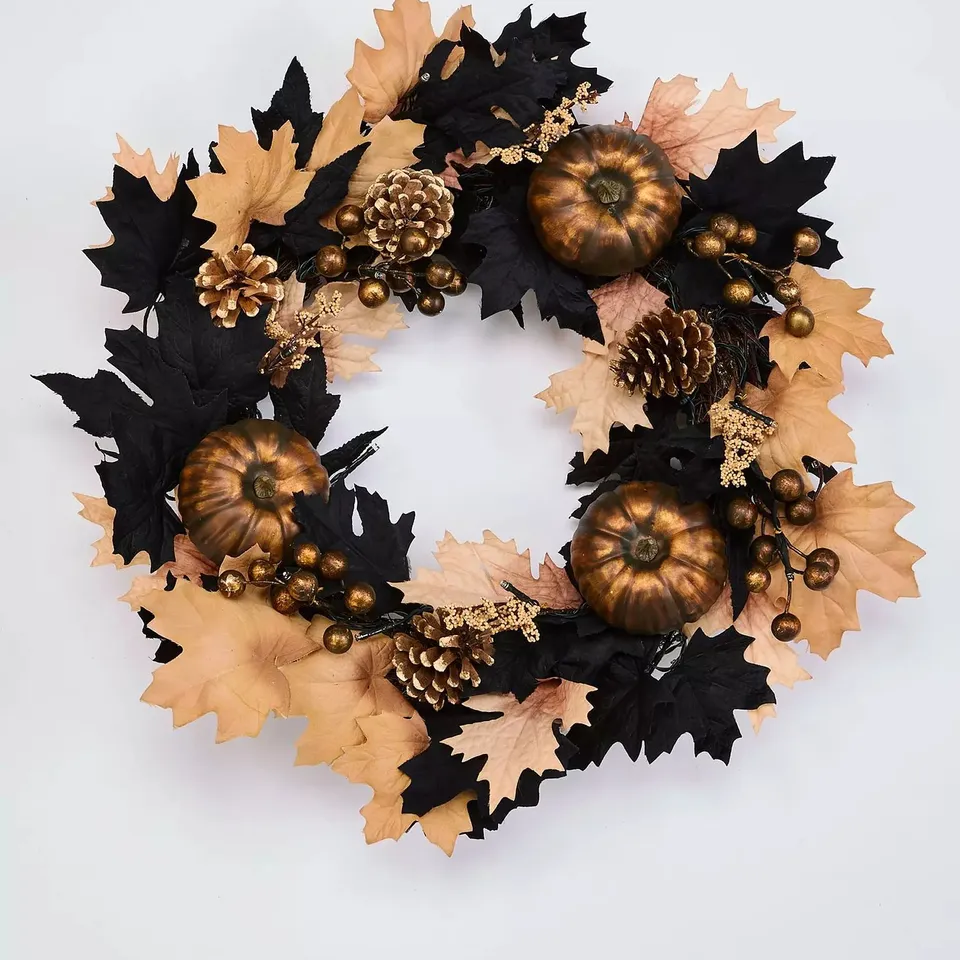 THE VERY COLLECTION AUTUMN/HALLOWEEN PRE LIT BLACK/BEIGE LEAF WREATH