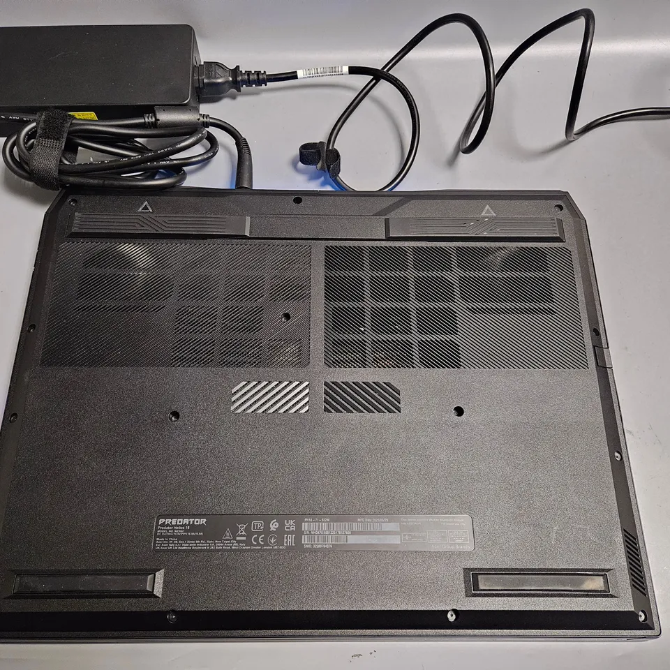 ACER PREDATOR HELIOS 18 GAMING LAPTOP - INTEL CORE I9-13900HX PROCESSOR, 32GB RAM, 2X 2TB NVME SSDS, NVIDIA GEFORCE RTX 4080 MOBILE GPU