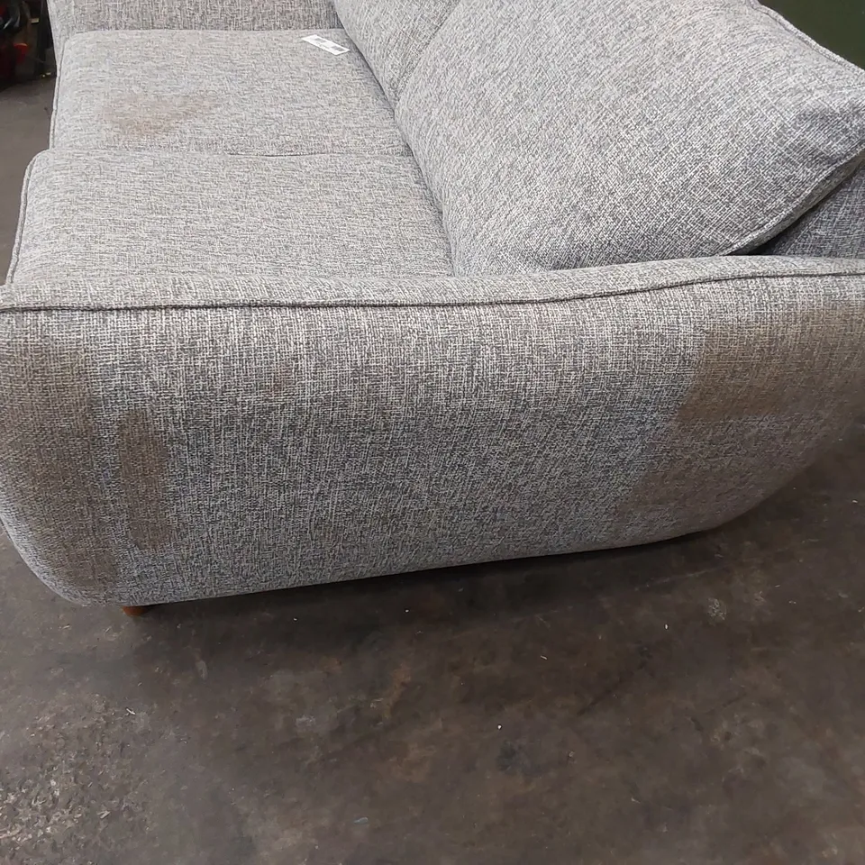 DESIGNER 2 SEATER LIGHT GREY FABRIC UPHOLSTERED SOFA 
