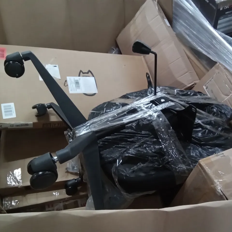 PALLET OF ASSORTED ITEMS INCLUDING TIMBER RIDGE CAMPING WAGON, REDCAMP CAMPING COT, KKTONER OFFICE STOOL, BONSEN KITCHEN COFFEE MAKER, HOMIDEC DRYING RACK, OFFICE CHAIR