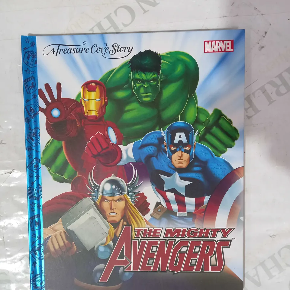 LOT OF APPROXIMATELY 10 X A TREASURE COVE STORY - MARVEL THE MIGHTY AVENGERS BOOKS