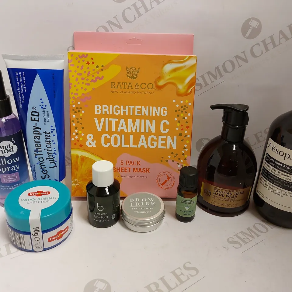 BOX OF APPROX 10 COSMETIC ITEMS TO INCLUDE RATA&CO BRIGHTENING COLLAGEN SHEET MASK, LAND OF NOD PILLOW SPRAY, THE BODY SHOP HAND WASH