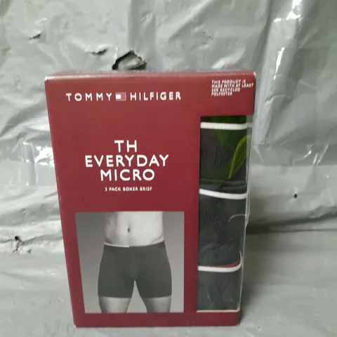 TOMMY HILFIGER EVERYDAY MICRO BOXER BRIEFS 3 PACK - BLACK - SIZE MEDIUM