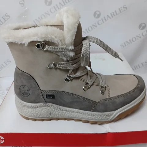 BOXED PAIR OF RIEKER ANTISTRESS WATER RESISTANT WARM HIKING BOOTS CREAM UK SIZE 6