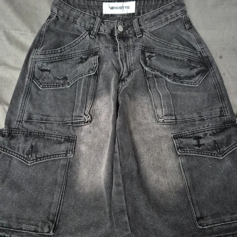 VENDETTA DISTRESSED SHORTS IN GREY SIZE UNSPECIFIED
