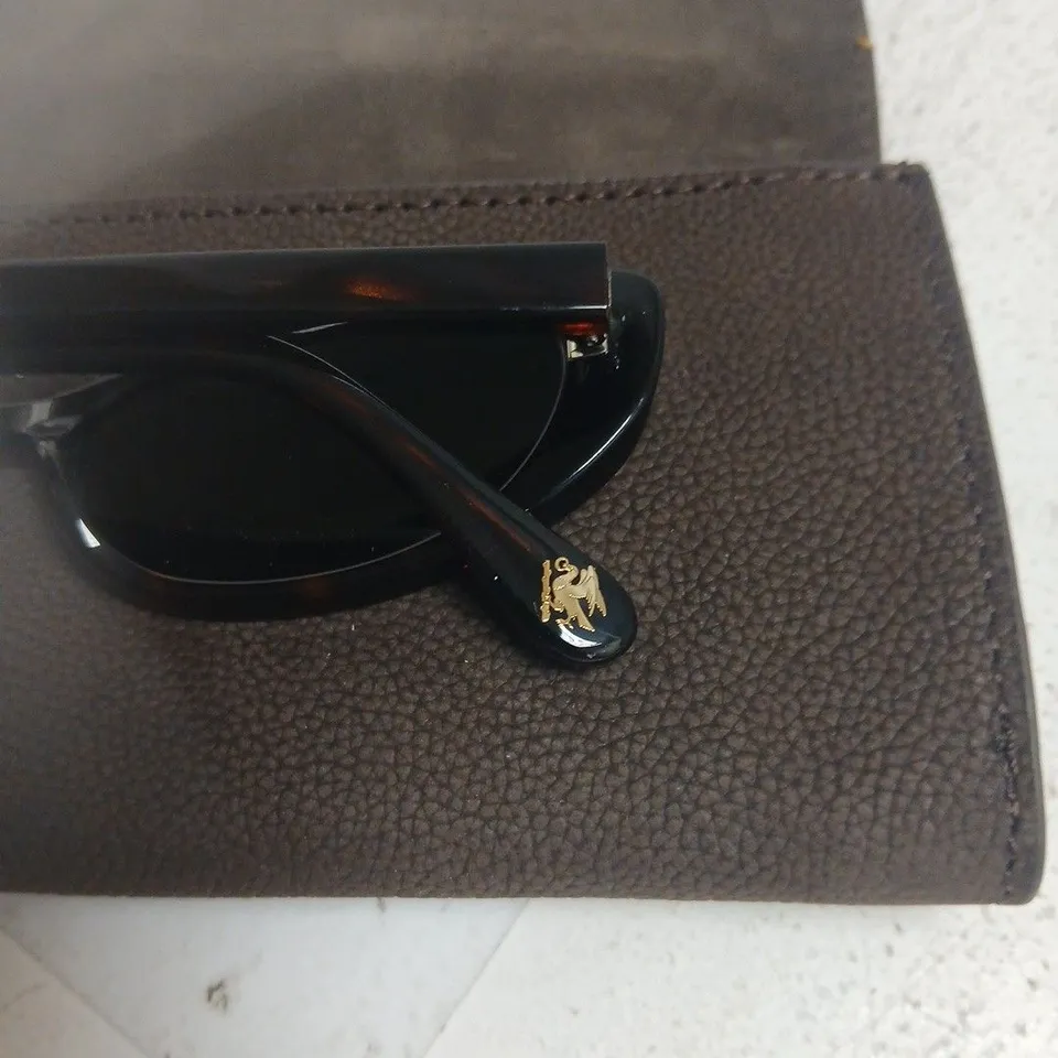 PRAGNELL SUNGLASSES - BLACK TORTOISESHELL FRAME WITH GOLD LOGO ON TEMPLE, WITH BROWN LEATHER CASE