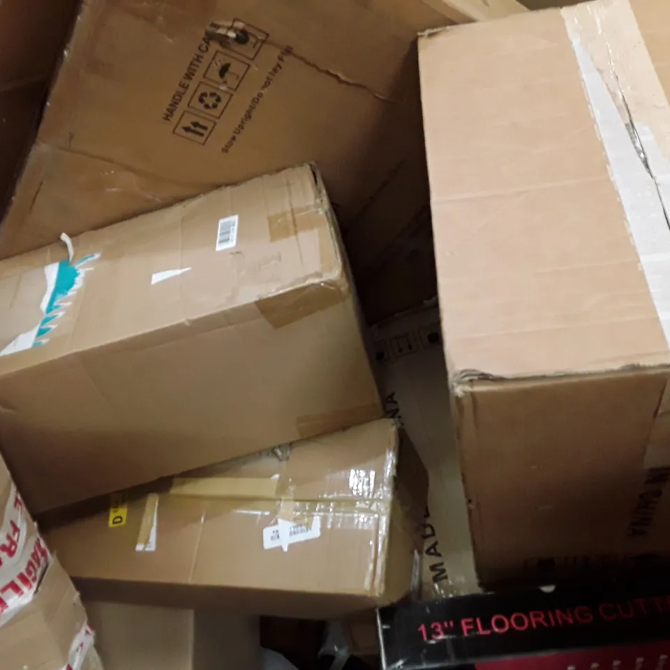 PALLET TO CONTAIN AN ASSORTMENT OF HOUSEHOLD ITEMS TO INCLUDE ADULT COSTUMES, PHOTO STUDIO BOX, TV STAND AND VINYL FLOOR CUTTER ECT