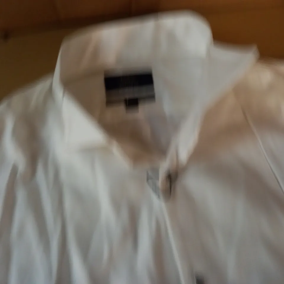 M&S REGUALAR FIT LONG SLEEVE SHIRT - 18