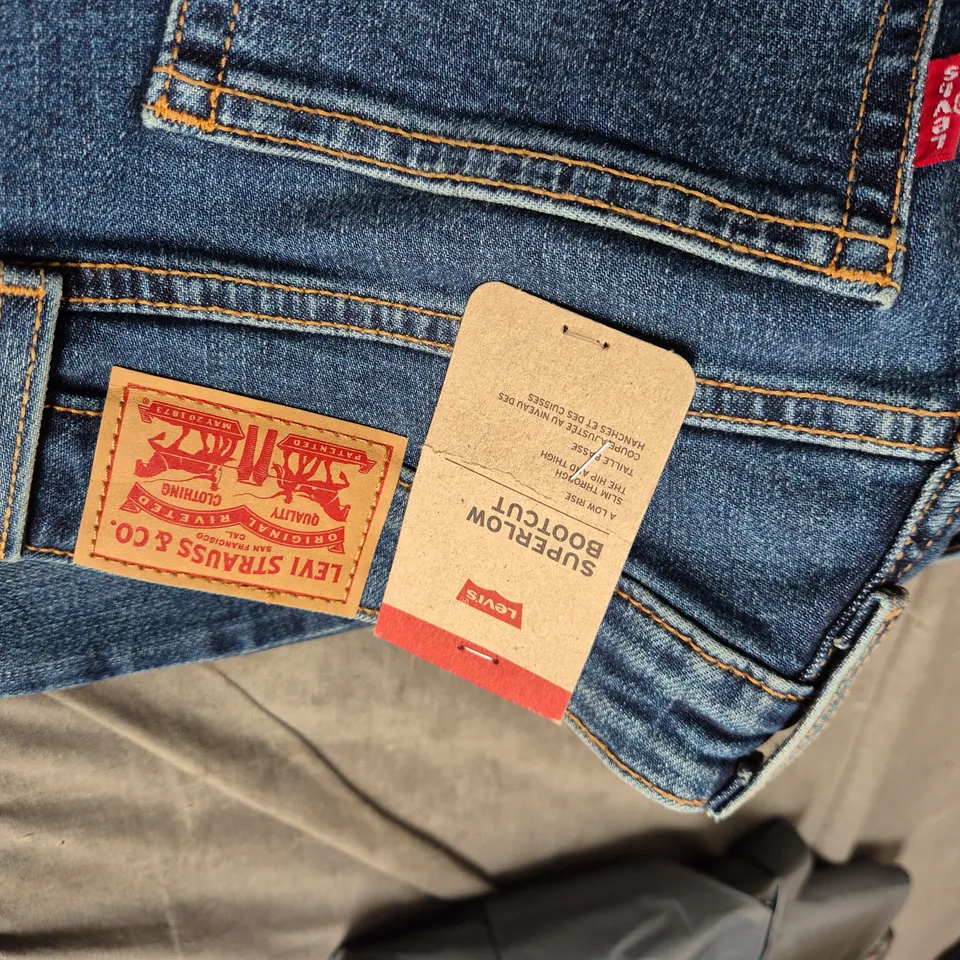 LEVI'S SUPERLOW BOOTCUT JEANS – WOMEN'S BLUE DENIM, SIZE 28