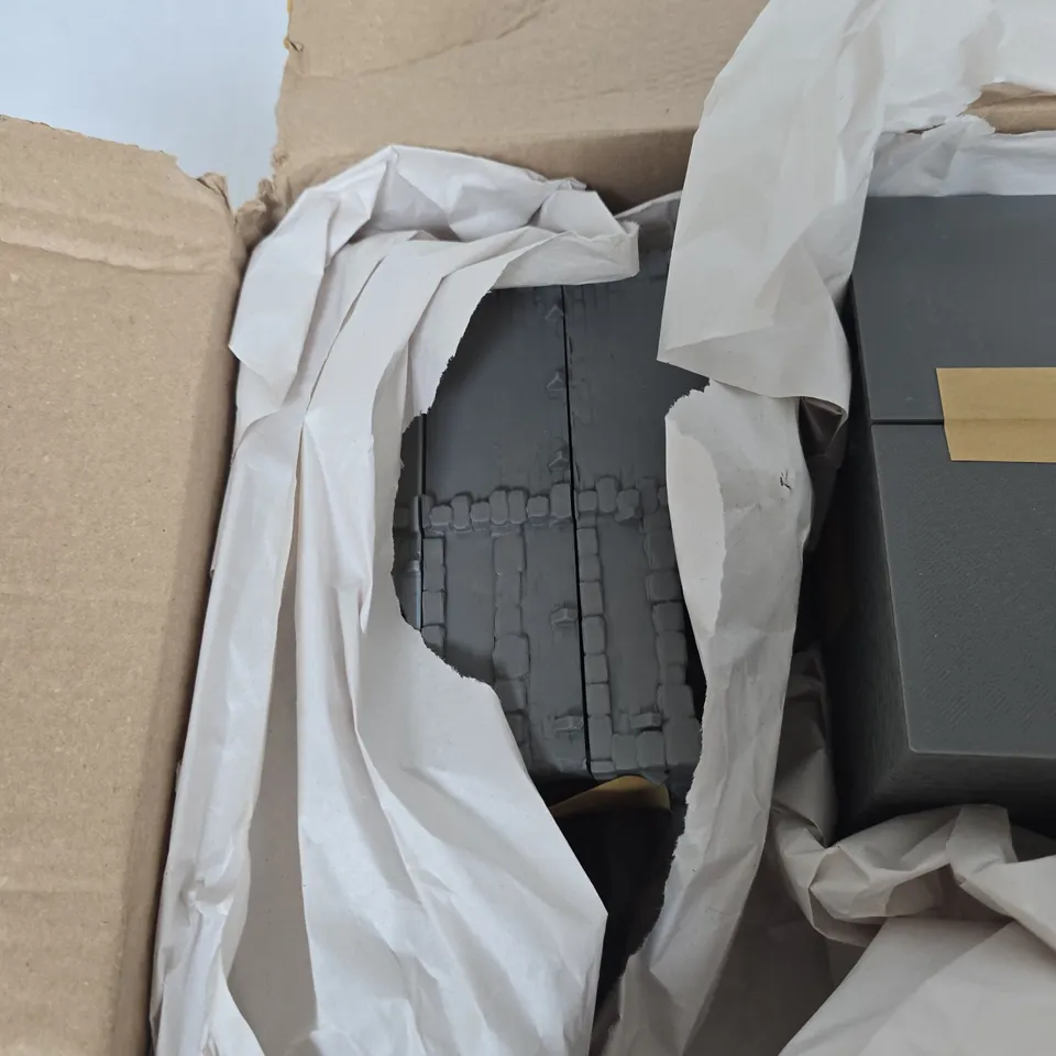 GREY PLASTIC MODEL BUILDING PARTS