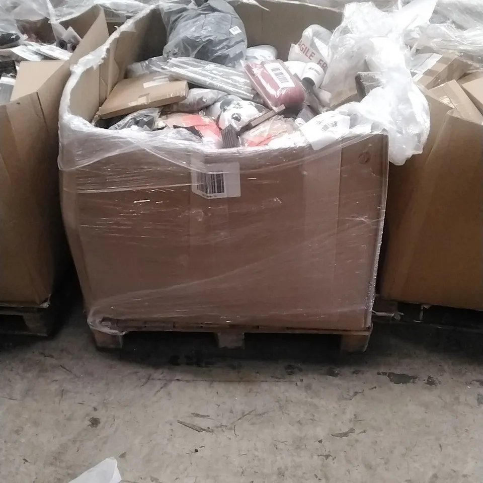 PALLET OF PHONE CASES, HARDWARE, CLOTHING, SPORTS GEAR & HOME GOODS ETC