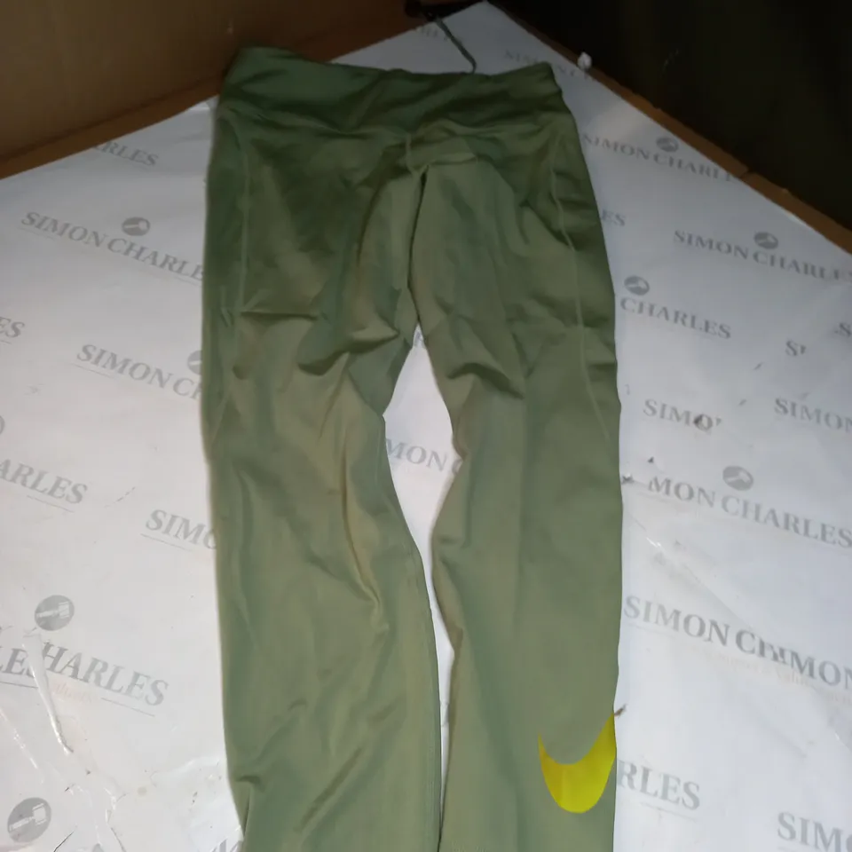 NIKE GREEN LEGGINGS SIZE L