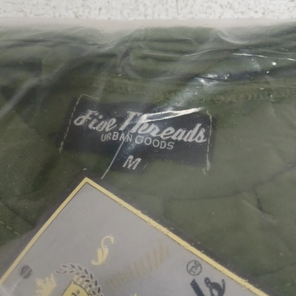 FIVE THREADS URBAN GOODS OLIVE GREEN T-SHIRT – SIZE M