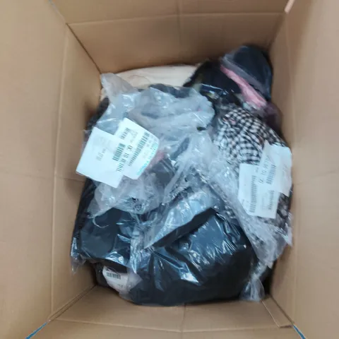 BOX OF APPROXIMATELY 20 ASSORTED CLOTHING ITEMS TO INCLUDE: JACAMO BLAZER