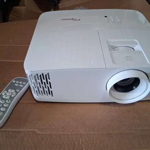 OPTOMA UHD38X DLP 4K UHD HDR PROJECTOR