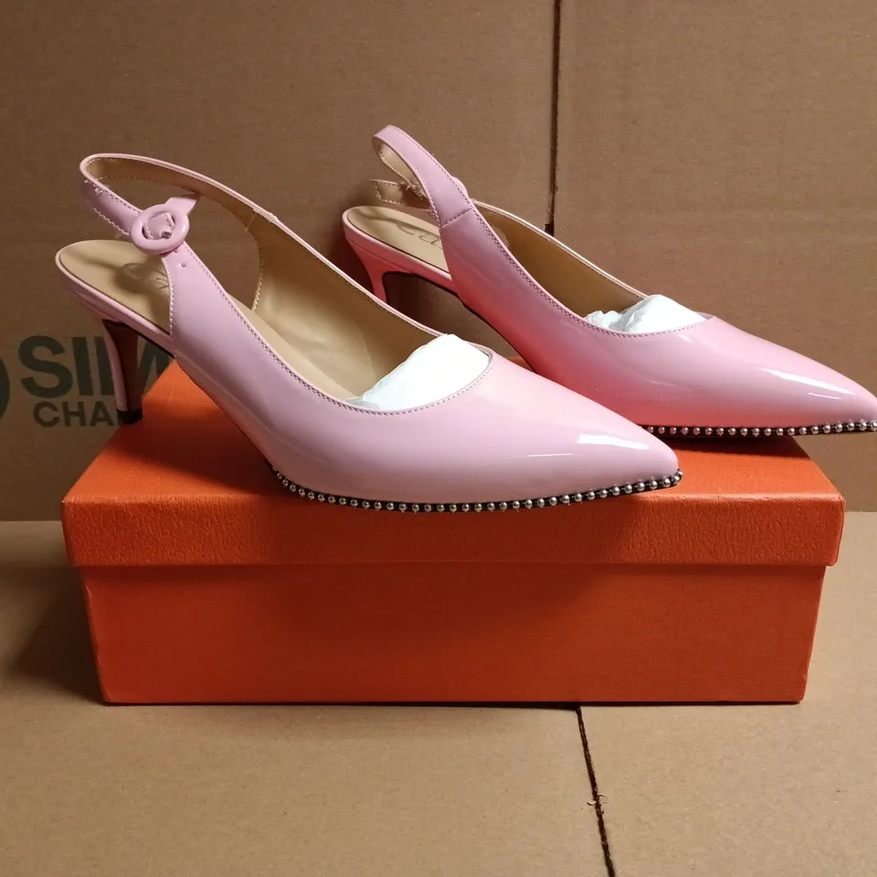 BOXED PAIR OF CASTAMERE POINTED TOE LOW STILETTO HEEL SHOES IN PINK SIZE EU 38