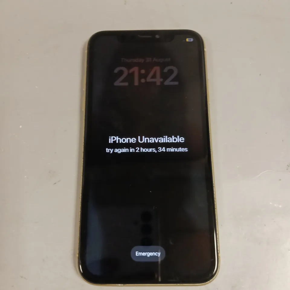 APPLE IPHONE XR SMARTPHONE 