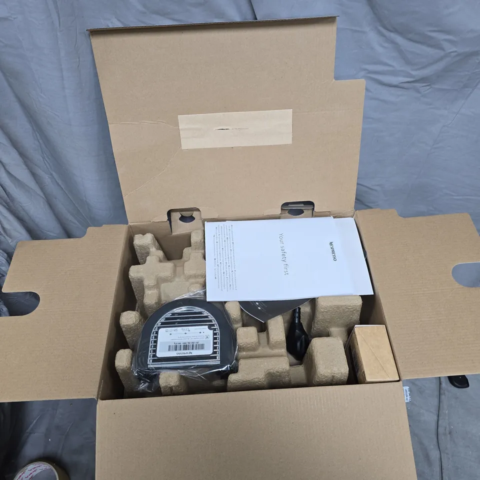 NESPRESSO CITIZ & MILK COFFEE MACHINE BY DE'LONGHI – ORIGINAL BOX