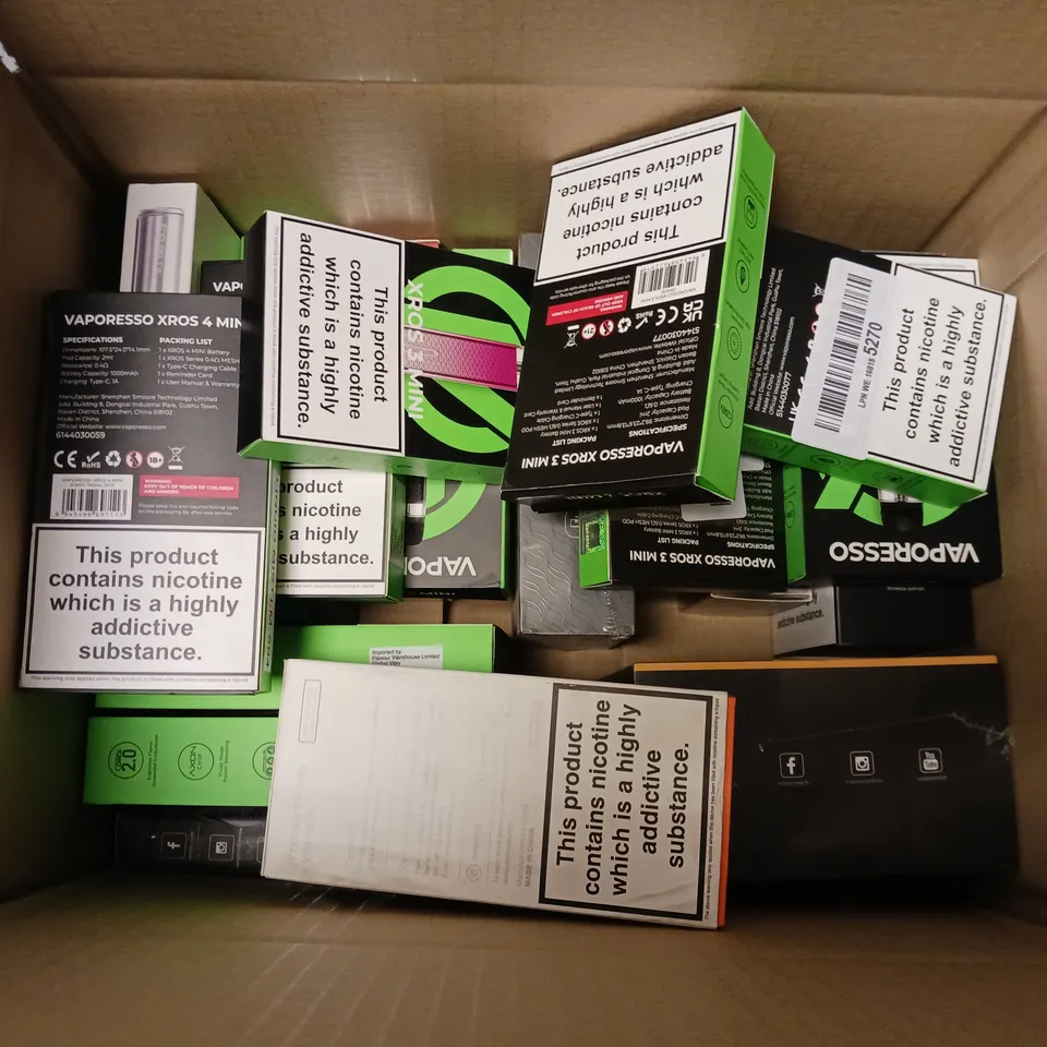 APPROXIMATELY 20 VAPES & E-CIGARETTES TO INCLUDE VAPORESSO XROS 3 MINI, VOOPOO DRAG, ASPIRE POCKEX KIT, ETC