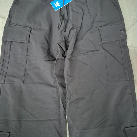 ADIDAS CARGO TROUSERS IN BLACK SIZE SMALL