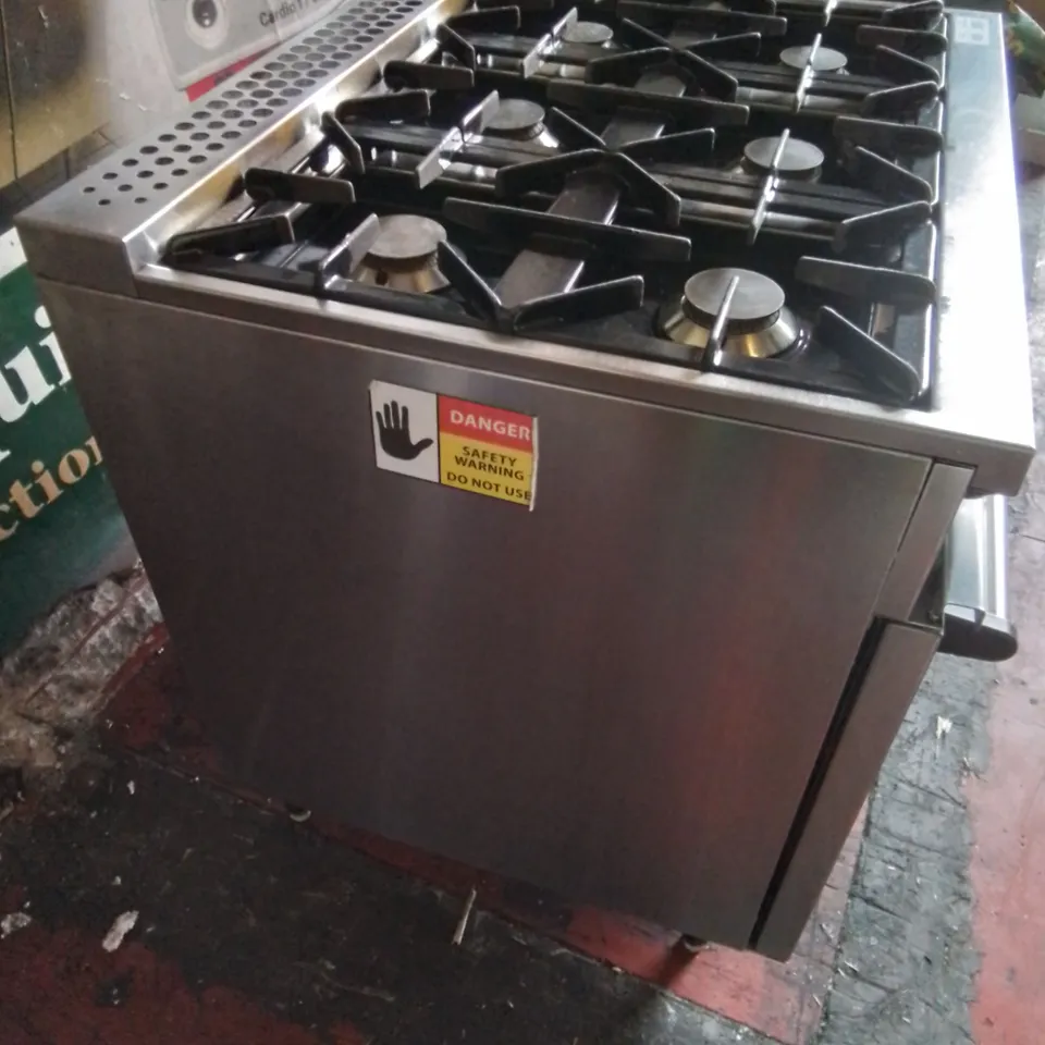 BARTLETT SPIRIT 6 BURNER NATURAL GAS COOKER MODEL: F356/911B