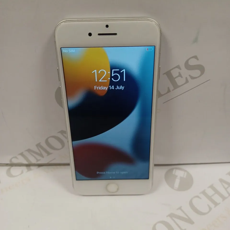 APPLE IPHONE 7 SMARTPHONE 