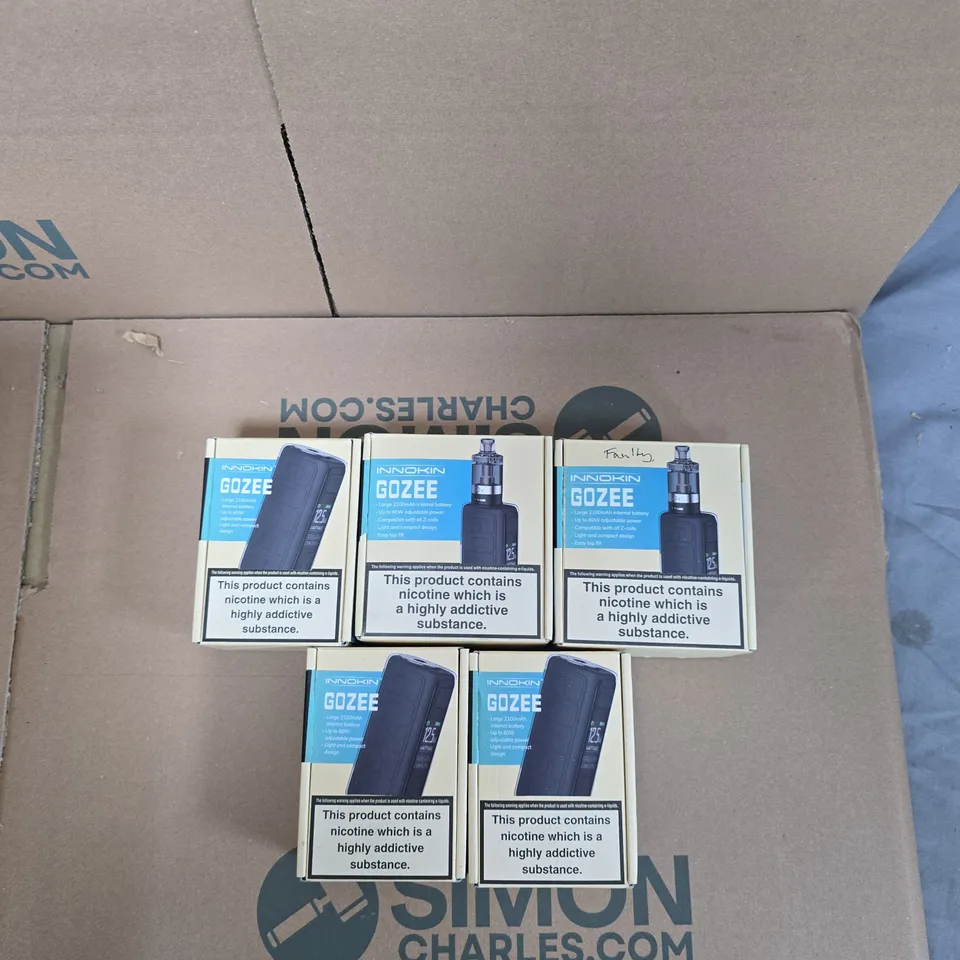 BOX OF APPROXIMATELY 30 ASSORTED E-CIGARETTES AND ACCOMPANIMENTS TO INCLUDE: VARIOUS INNOKIN ITEMS 