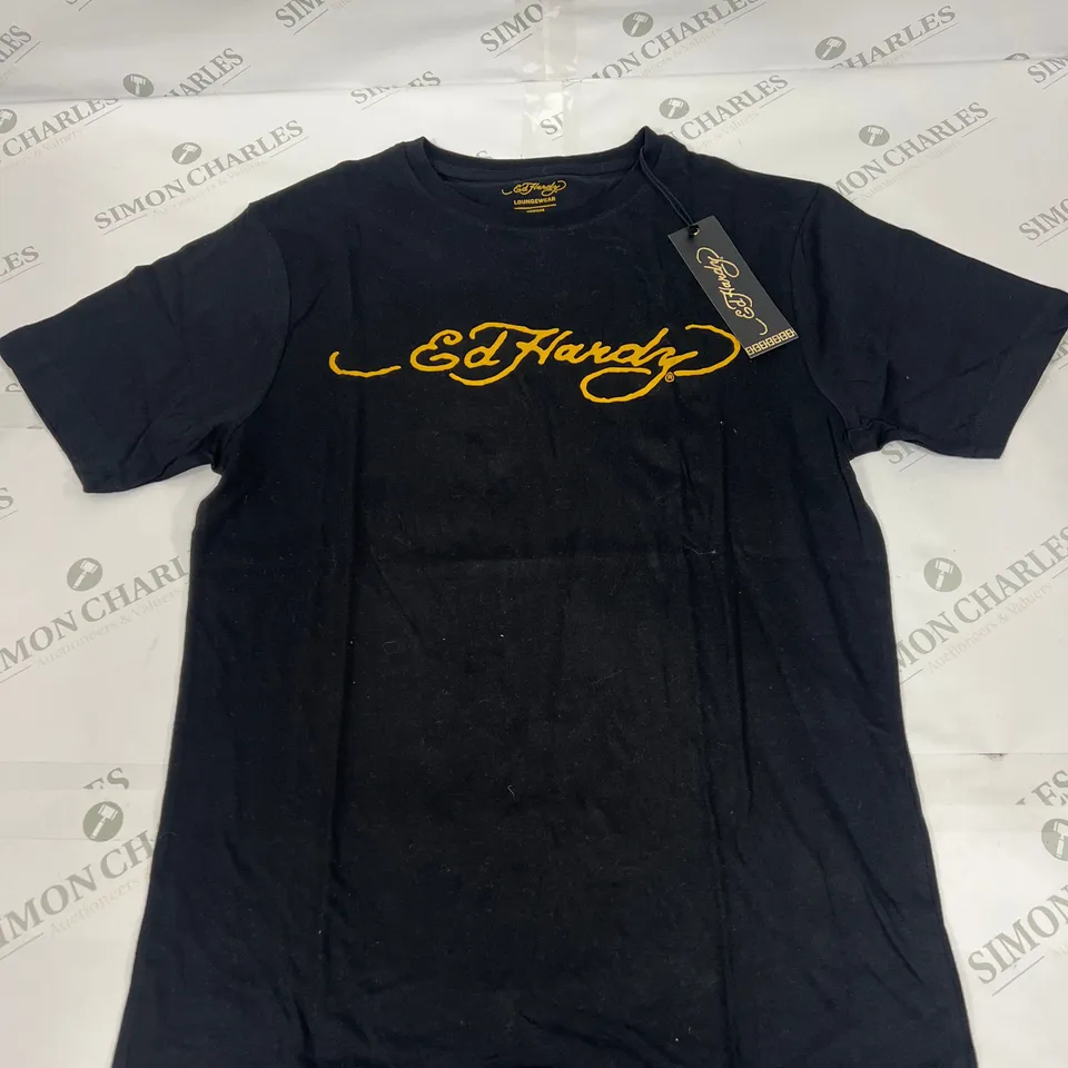 ED HARDY SHORT SLEEVED T SHIRT IN BLACK SIZE MEDIUM