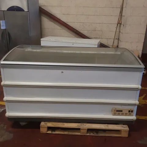 INTERCOLD COSTAN SNA/1800 DISPLAY CHEST FREEZER