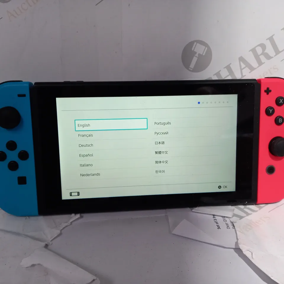 NINTENDO SWITCH GAMES CONSOLE