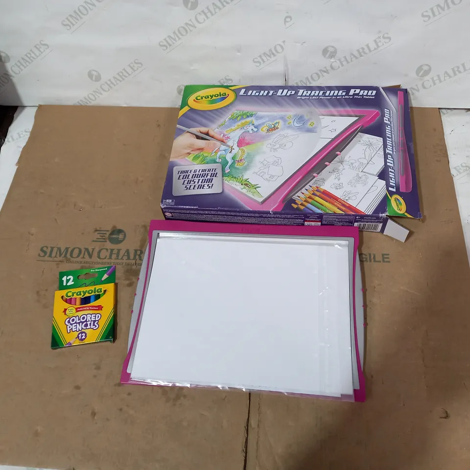 CRAYOLA LIGHT UP TRACING PAD ASSORTMENT  RRP £26.99